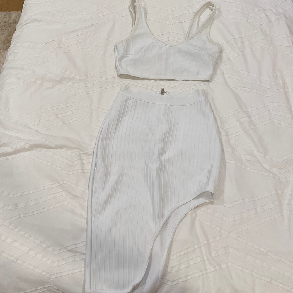 white set